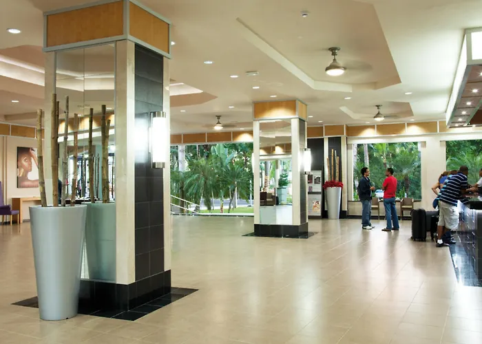 Hotel Riu Naiboa